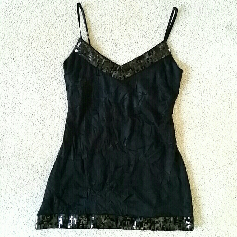 NWT Arden B Black crinkle tunic top